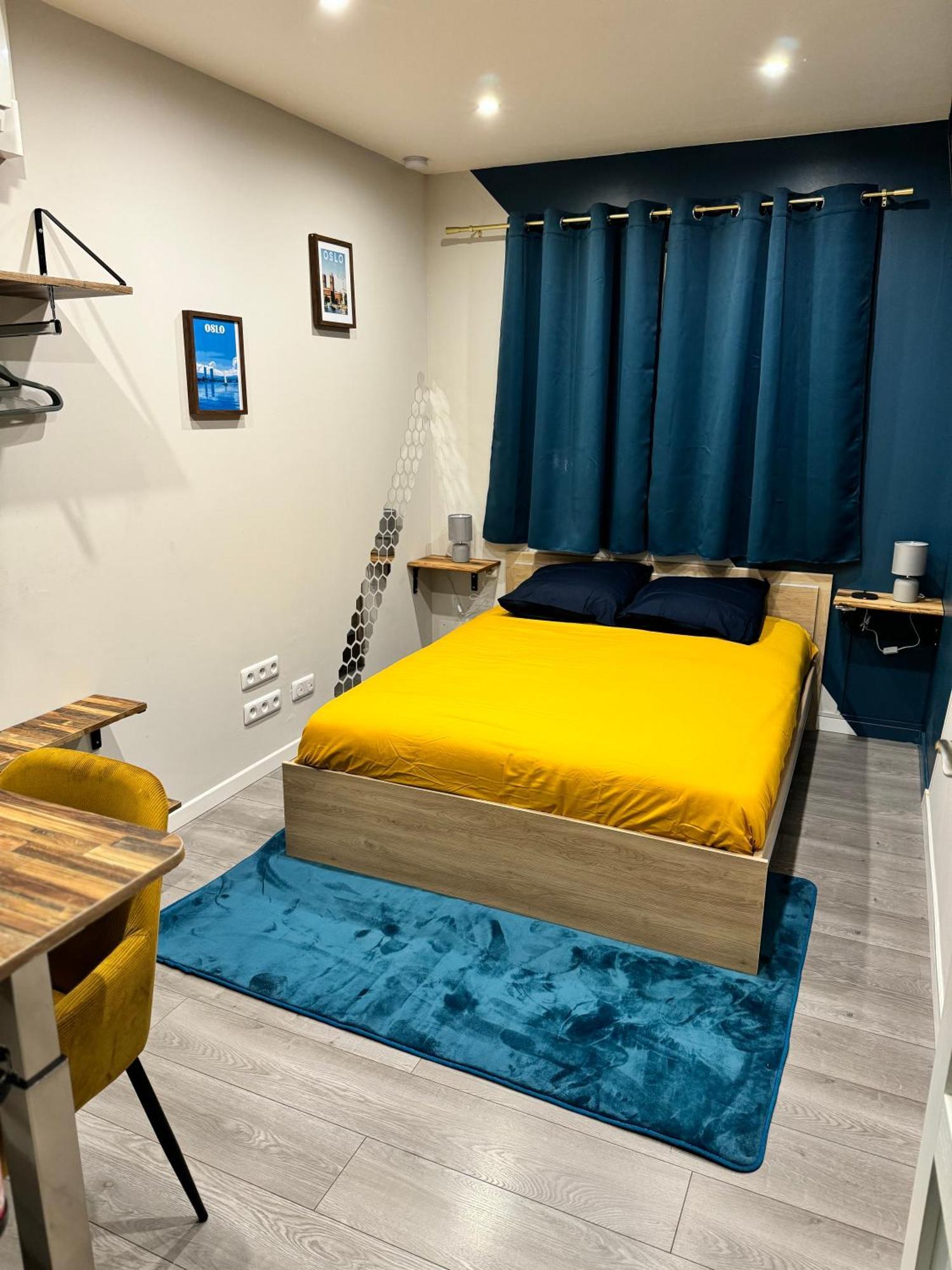 Worldroom Chambre Privee Avec Espace Commun Perpignan Exterior photo